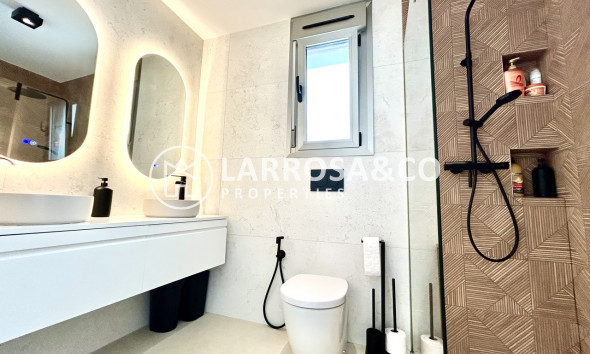 Herverkoop - Villa - San Miguel de Salinas - Inland