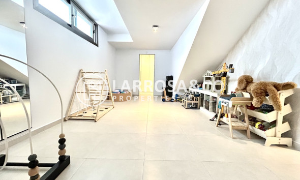 Herverkoop - Villa - San Miguel de Salinas - Inland