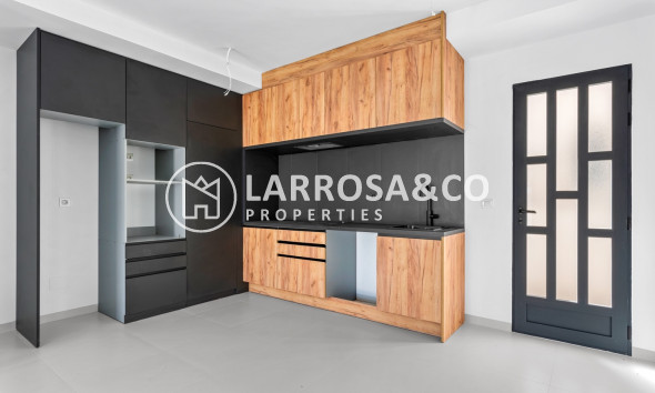 Resale - Apartment - San Miguel de Salinas - Inland