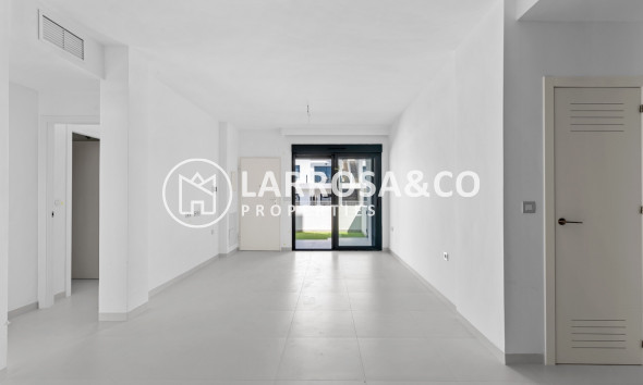 Resale - Apartment - San Miguel de Salinas - Inland