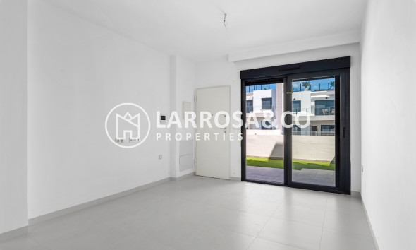 Resale - Apartment - San Miguel de Salinas - Inland