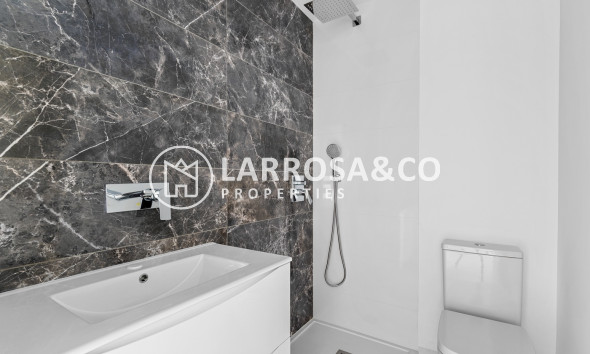 Resale - Apartment - San Miguel de Salinas - Inland