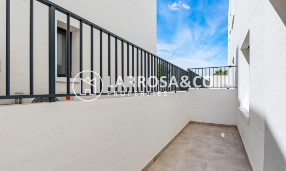 Resale - Apartment - San Miguel de Salinas - Inland