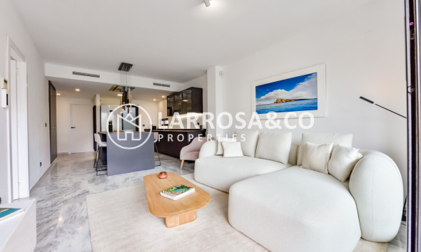 Resale - Apartment - Villajoyosa - La Cala