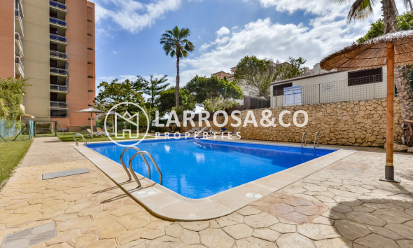 Resale - Apartment - Villajoyosa - La Cala
