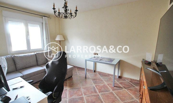 Reventa - Chalet - Formentera del Segura - C- Cooperativa