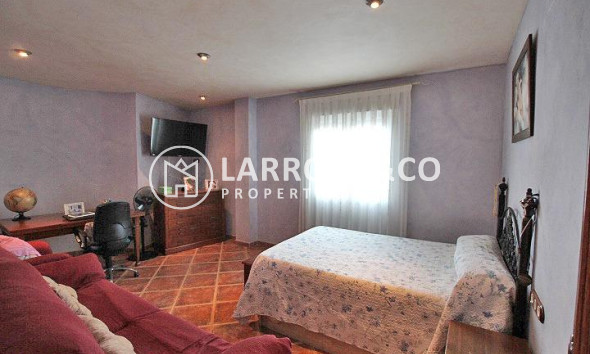 Reventa - Chalet - Formentera del Segura - C- Cooperativa