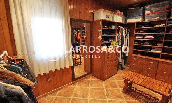 Reventa - Chalet - Formentera del Segura - C- Cooperativa