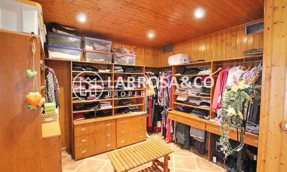 Reventa - Chalet - Formentera del Segura - C- Cooperativa