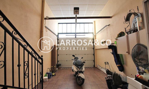 Reventa - Chalet - Formentera del Segura - C- Cooperativa