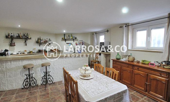 Reventa - Chalet - Formentera del Segura - C- Cooperativa