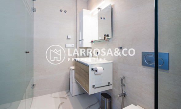 Resale - Apartment - San Miguel de Salinas - Bellavista