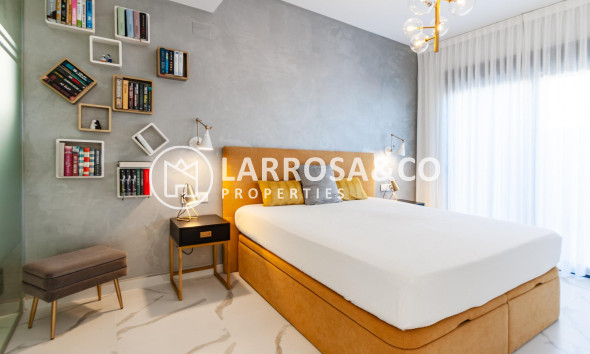 Resale - Apartment - San Miguel de Salinas - Bellavista