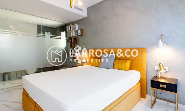 Resale - Apartment - San Miguel de Salinas - Bellavista