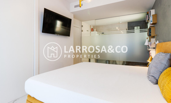 Resale - Apartment - San Miguel de Salinas - Bellavista