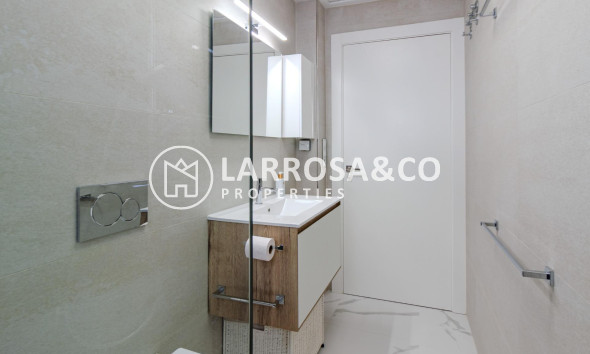 Resale - Apartment - San Miguel de Salinas - Bellavista