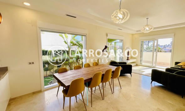 A Vendre - Villa - La Zenia - Costa Blanca