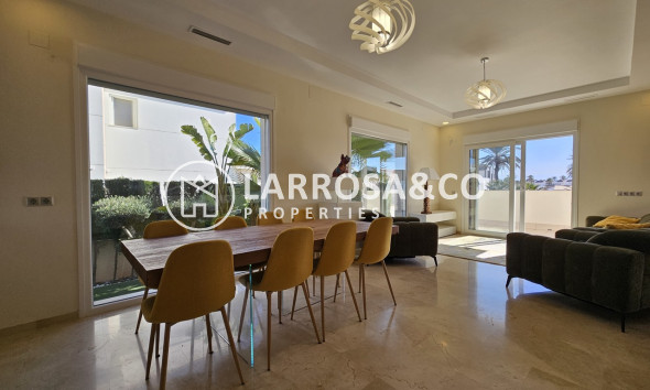 A Vendre - Villa - La Zenia - Costa Blanca