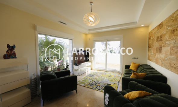 A Vendre - Villa - La Zenia - Costa Blanca