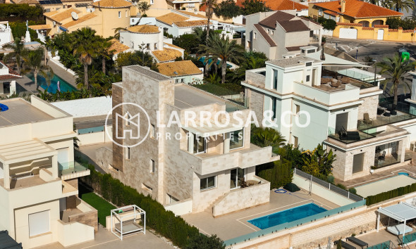 A Vendre - Villa - La Zenia - Costa Blanca