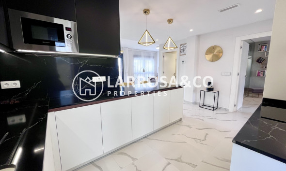 Resale - Apartment - San Miguel de Salinas - Inland