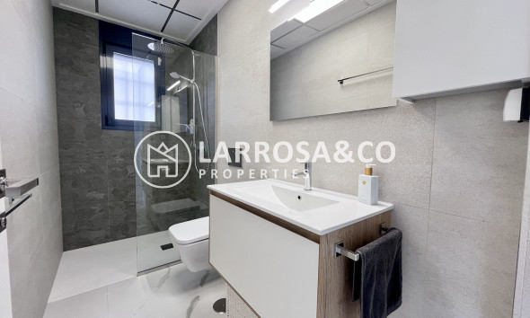 Resale - Apartment - San Miguel de Salinas - Inland