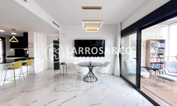 Resale - Apartment - San Miguel de Salinas - Inland