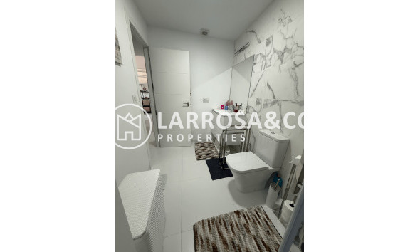 Reventa - Apartamento - San Miguel de Salinas - Inland