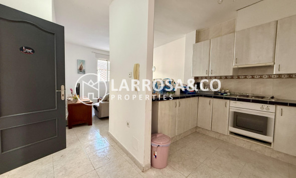 Resale - Apartment - San Miguel de Salinas - Inland