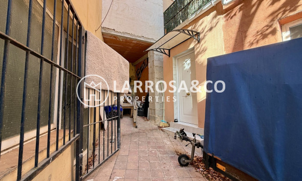 Resale - Apartment - San Miguel de Salinas - Inland