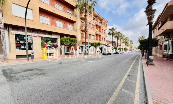 Resale - Apartment - San Miguel de Salinas - Inland