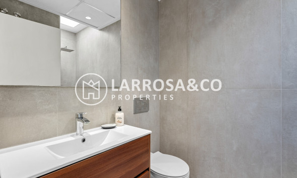 Herverkoop - Villa - San Miguel de Salinas - Inland