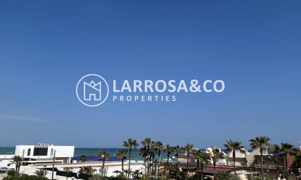 Resale - Detached House/Villa - La Mata - Costa Blanca
