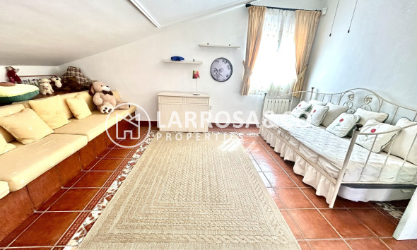 Resale - Detached House/Villa - La Mata - Costa Blanca