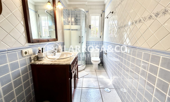 Resale - Detached House/Villa - La Mata - Costa Blanca