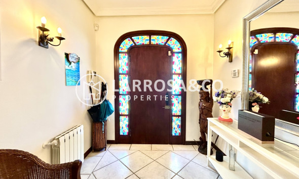 Resale - Detached House/Villa - La Mata - Costa Blanca