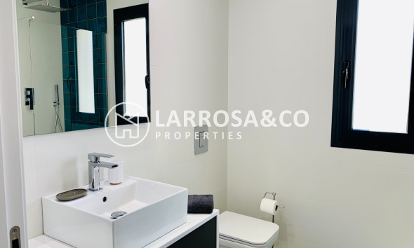 Resale - Apartment - San Miguel de Salinas - Inland