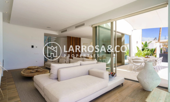 Resale - Detached House/Villa - San Miguel de Salinas - Inland