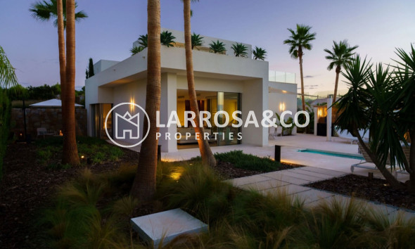 Resale - Detached House/Villa - San Miguel de Salinas - Inland