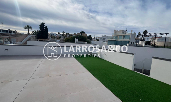 Вторичный рынок - Дом - Сан Мигель де Салинас - Urbanizacion Blue Lagoon