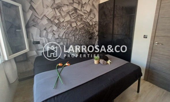 Resale - Apartment - Torre de La Horadada - Costa Blanca