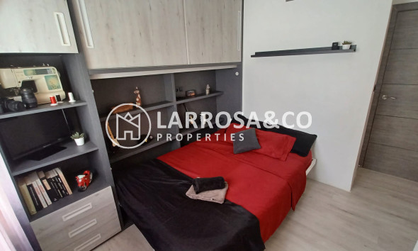 Resale - Apartment - Torre de La Horadada - Costa Blanca