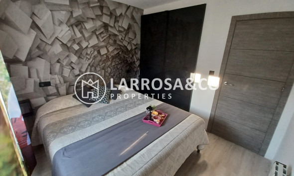 Resale - Apartment - Torre de La Horadada - Costa Blanca