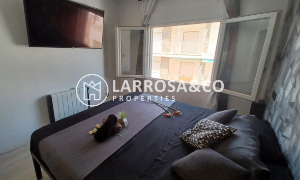 Resale - Apartment - Torre de La Horadada - Costa Blanca