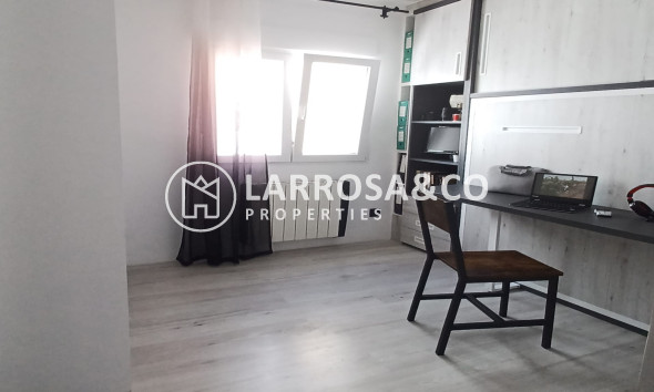 Resale - Apartment - Torre de La Horadada - Costa Blanca