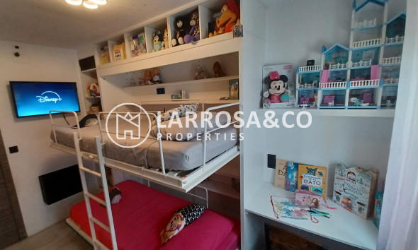 Resale - Apartment - Torre de La Horadada - Costa Blanca