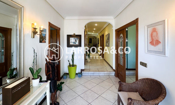 Resale - Detached House/Villa - La Mata - Costa Blanca