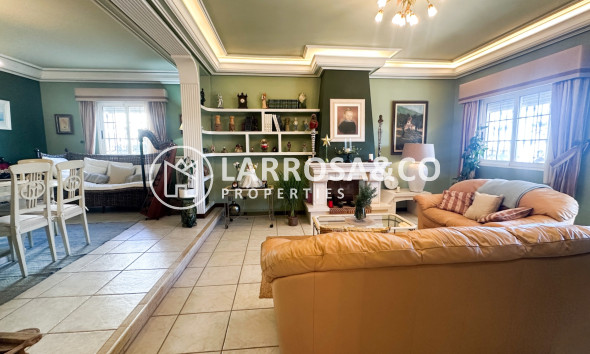 Resale - Detached House/Villa - La Mata - Costa Blanca