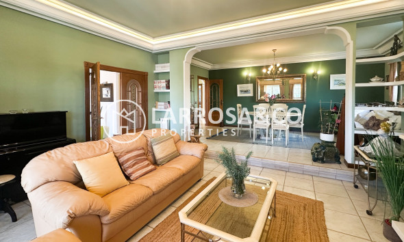 Resale - Detached House/Villa - La Mata - Costa Blanca