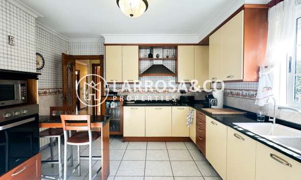 Resale - Detached House/Villa - La Mata - Costa Blanca